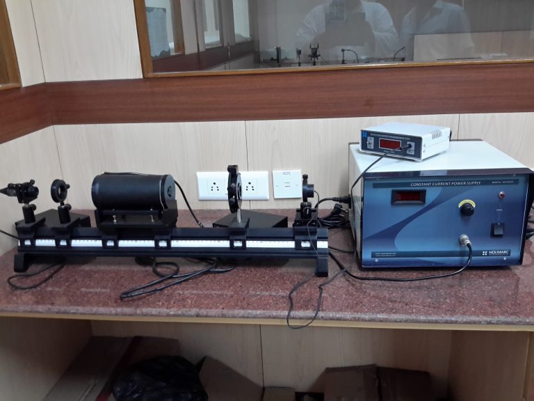 Faraday-effect-measuring-device